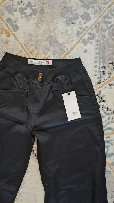 Джинсы мода и стиль