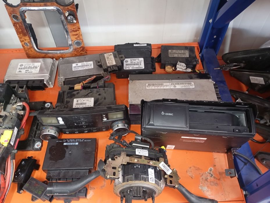 Модули Компютри ECU VAG 018 019