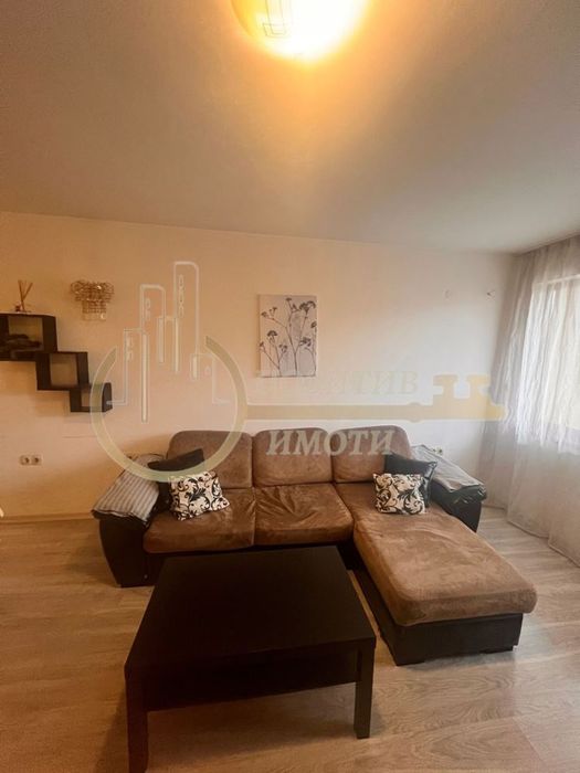 Дава се под наем Двустаен апартамент в София, Зона Б-5 - 75 кв.м за 511 € - Снимка #3