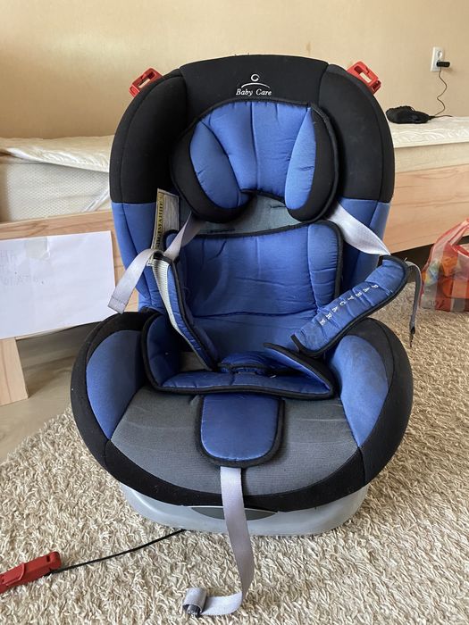 Продам автокресло от 0 до 36 кг