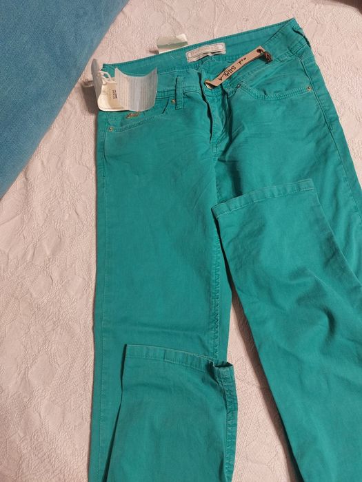 Pantaloni ,jeans albi/ verzi, mar  24, noi, cu etichete