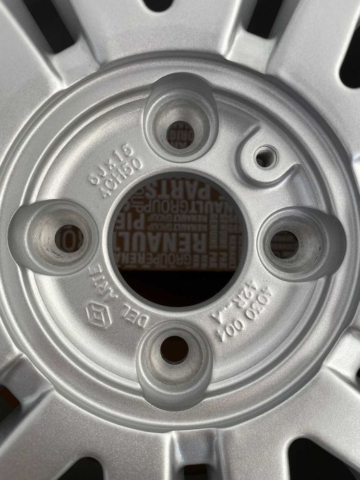 Jante noi R15 inch Dacia Sandero Logan Mcv Clio originale Renault