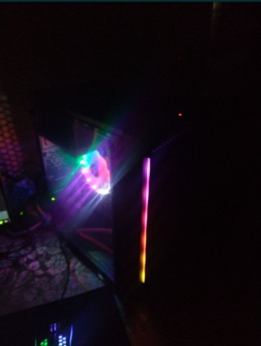 Komputer, sotiladi yo obmen karobka dokument hammasi joyida