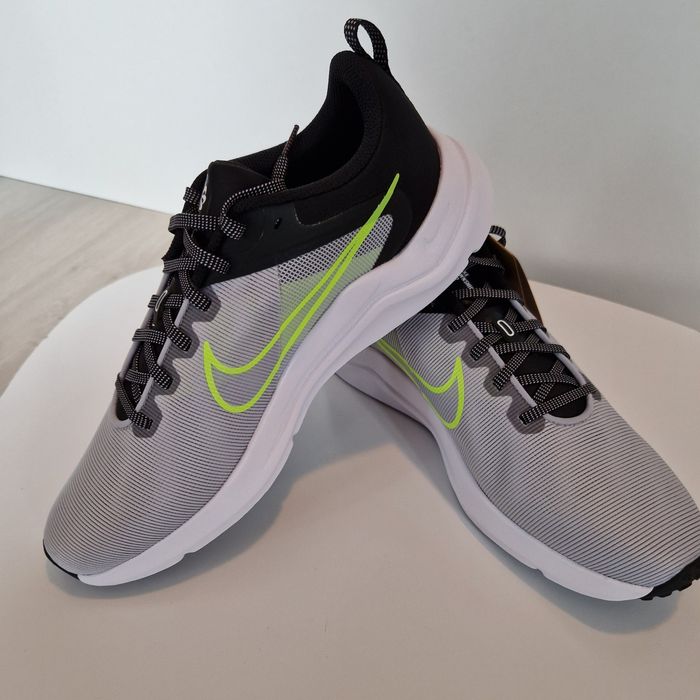 Nike Downshifter 12