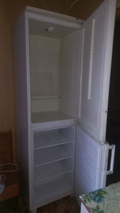 Продам холодильник