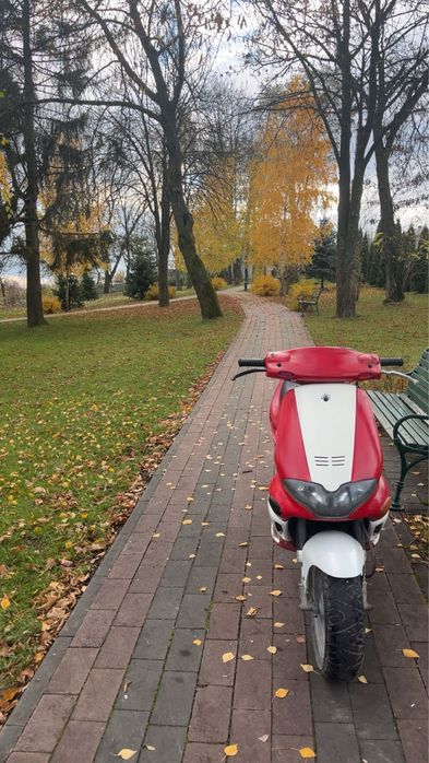 vand scuter gilera runner .