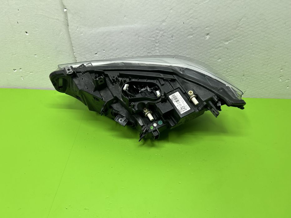 Far faruri bmw F32 F33 F36 lci full led adaptiv 2017-2020 dreapta