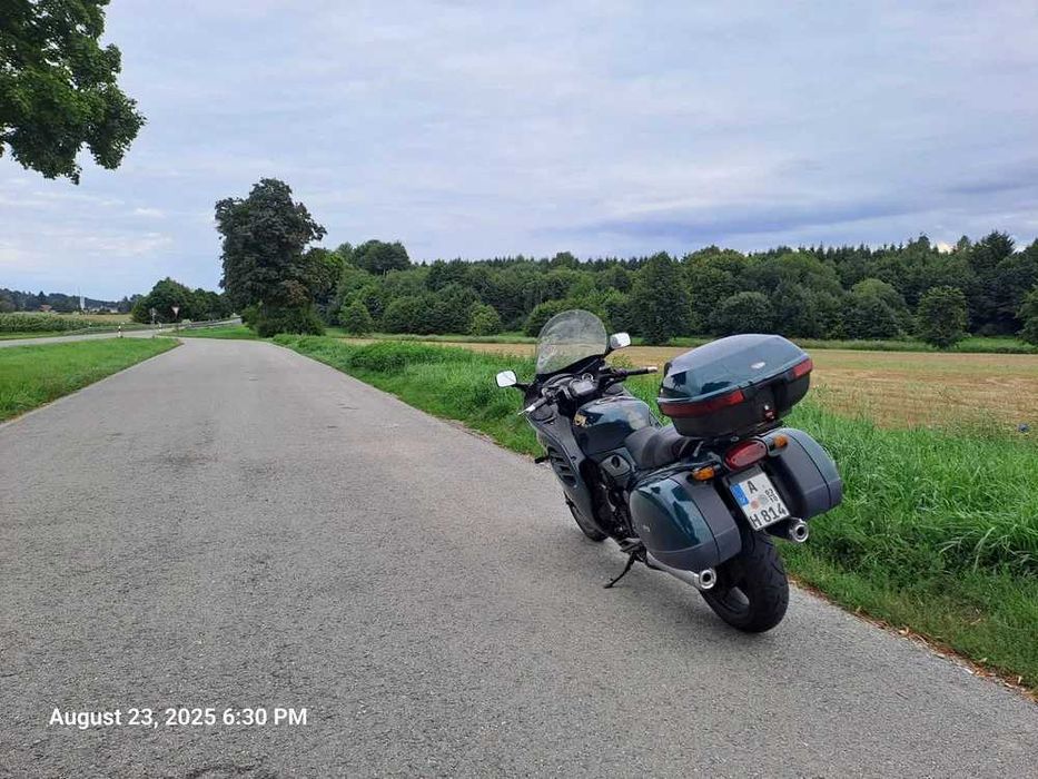 Triumph Trophy 1200 T300