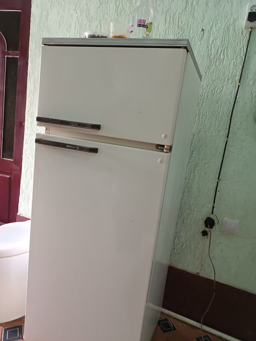 Холодильник в хорошем состоянии