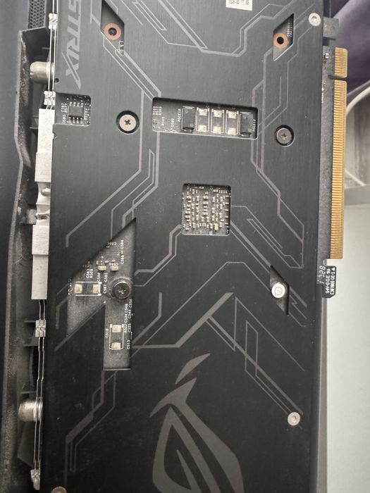 GTX 1050Ti Asus Rog Strix