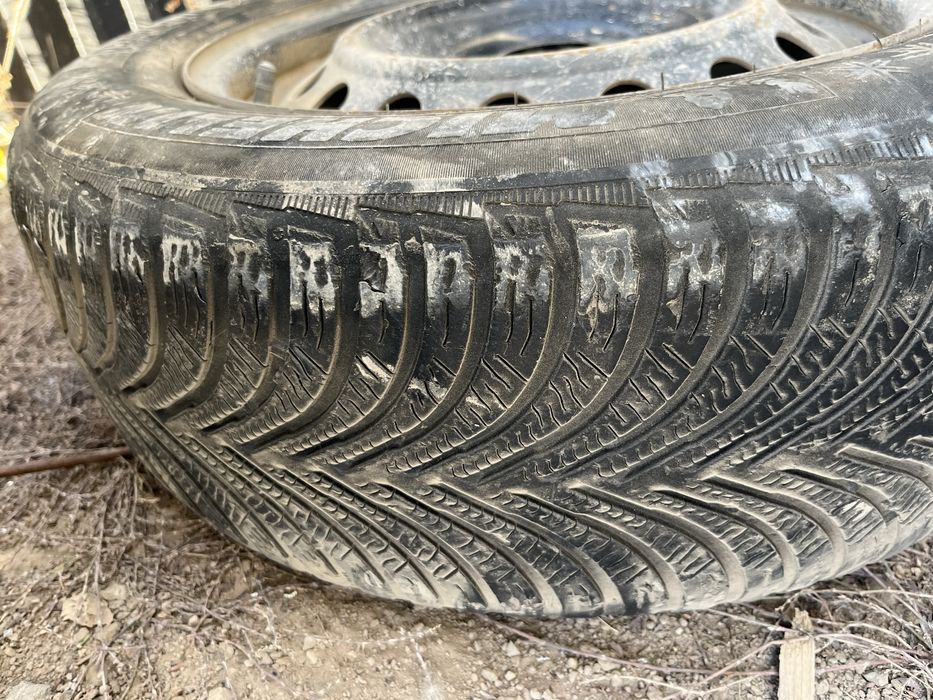 Продам колесо  R16