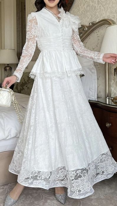 Продам двойку, платье