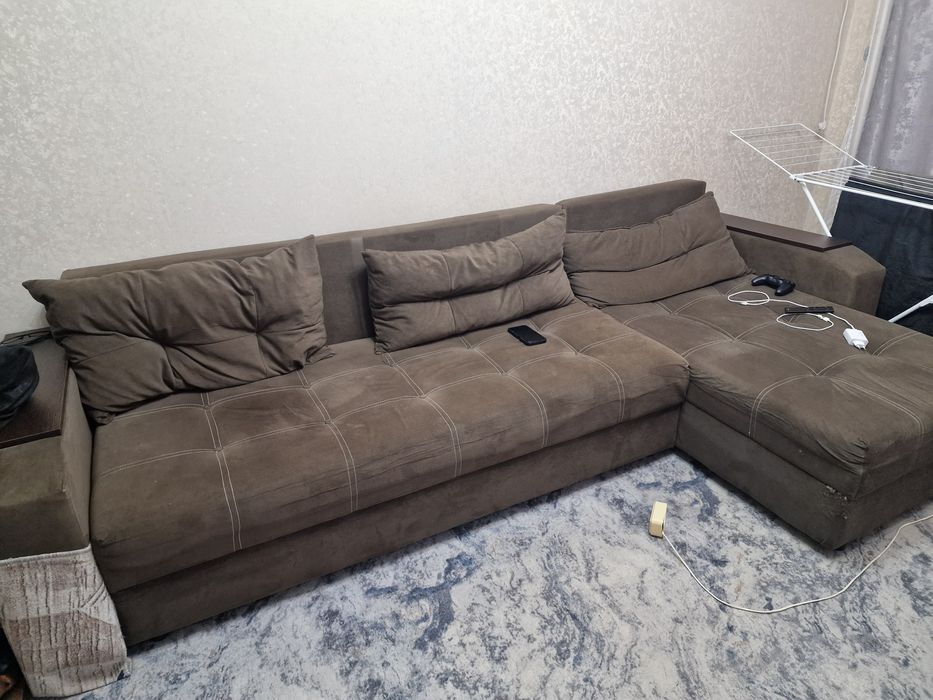 Продам диван, угловой