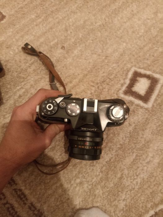 Продам легендарный фотоаппарат Зенит 11.