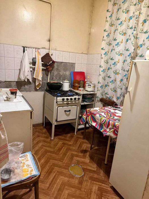 Чилонзор-6 Панель 3/2/4 балкон 1,5/3 Ориентир Метро М Улугбек