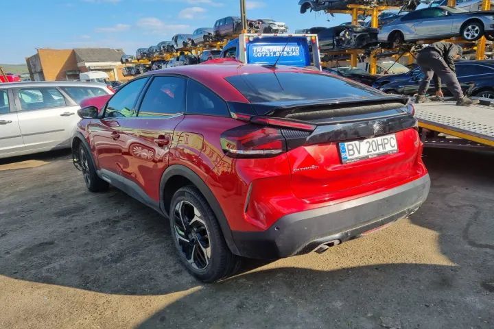 jante aliaj R17 pompa benzina rezervor plutitor carcasa filtru ulei plafoniera spira volan torpedou  Citroen C4 3 , an 2021, motor 1.2 benzina, 130cp, cod motor HN05 Dezmembrez piese