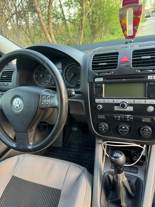 Vând mașină personală, golf 5(140cp).