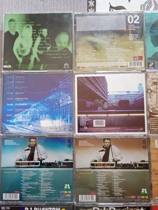 CD ,: Suie Paparude 3rei Sud Est NSK Atb Clas  D.J Phantom Tmbase Voltaj Elegance Pops Andra DJ Proiect