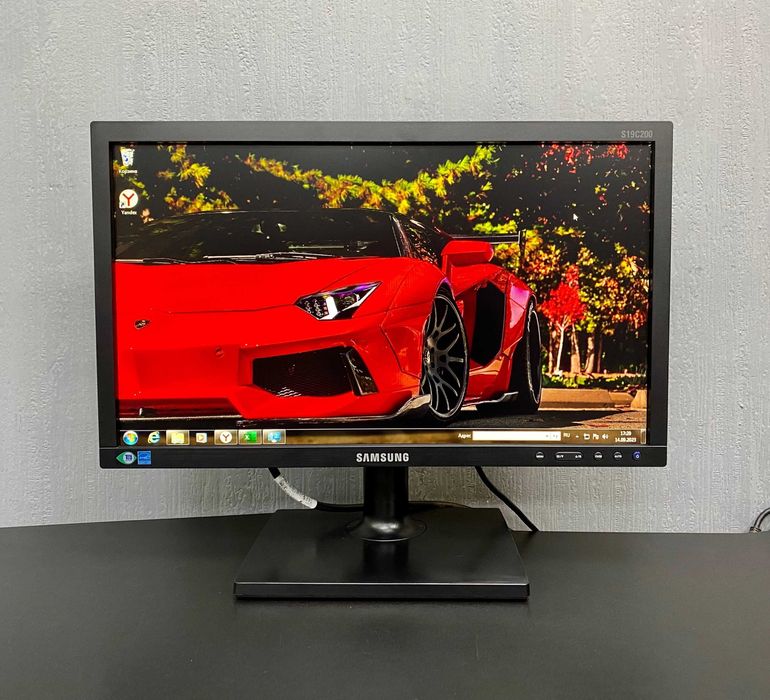 Продам монитор 19 "