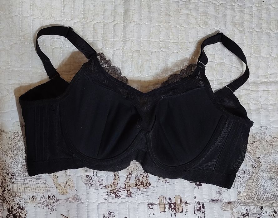 Продаю бюстгальтер