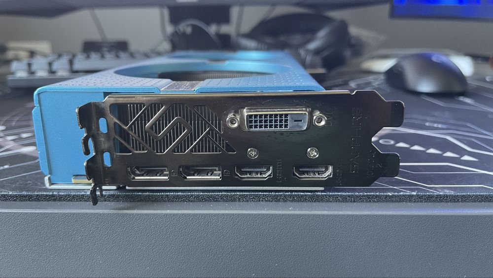 Placa video Sapphire Radeon RX 580 NITRO+ 8GB gddr5 256-bit Special Editon