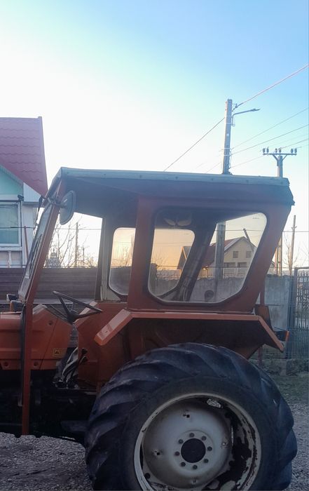 Semicabina tractor Fiat se montează pe aripi pătrate 500 euro fix