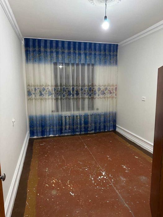 Сдаётся 4х квартира на 3 этаж орр 6-МИКР