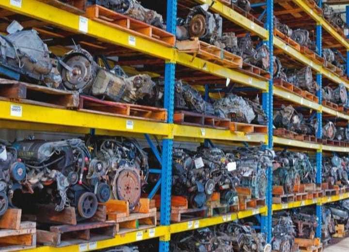 Котрактные привозные моторы кпп и все авто, и другие запчасти