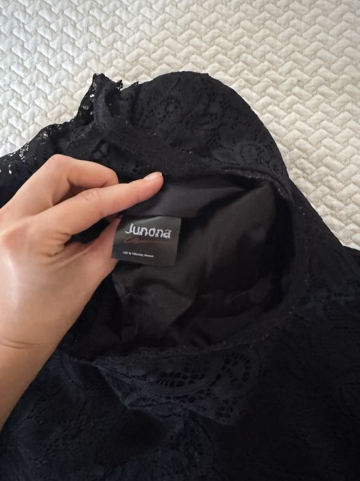 Рокля с дантела Junona