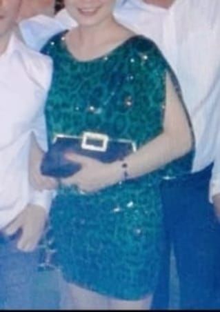 Платья нарядные коктейльные