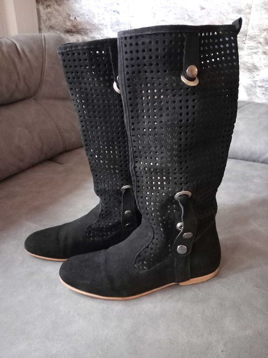 Дамски ботуши с перфорация – естествен велур, черни, № 38.5 - 39