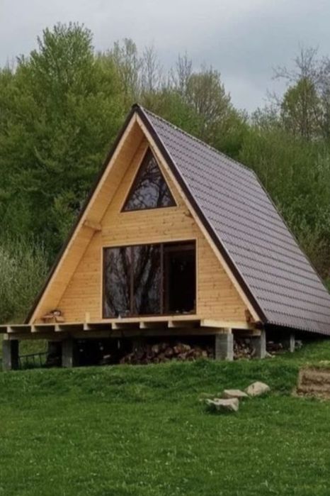 Vând cabane de lemn