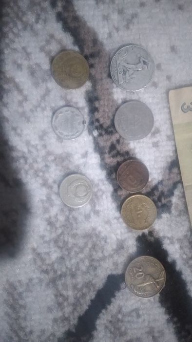 Tangalar va qadimi pul sotiladi