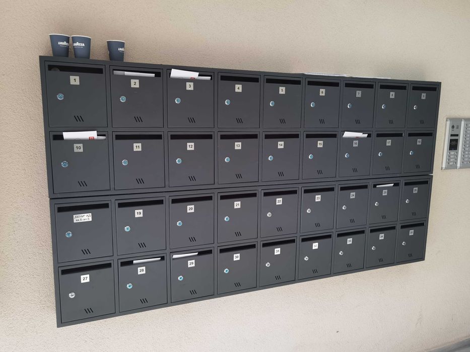 Пощенски кутии по поръчка – изработка и монтаж от Qmailboxes