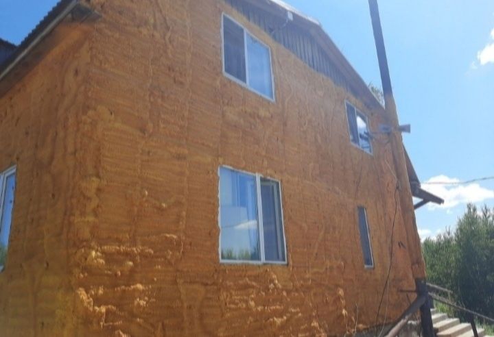 Продам 2-х этажный дом