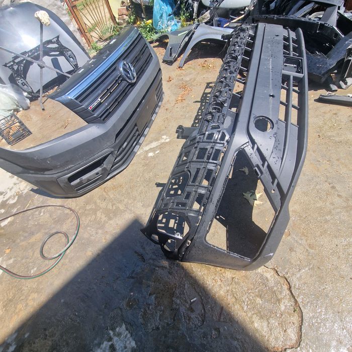 VW Crafter след 2017 предна броня