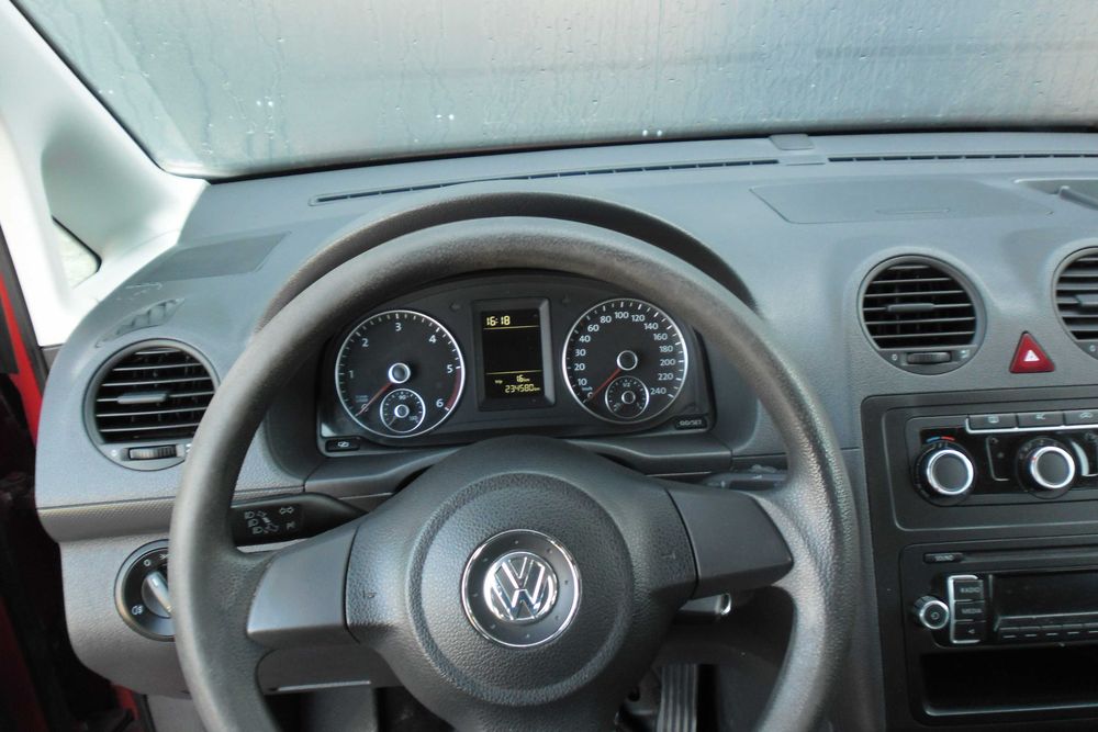 Volkswagen caddy 1,6 diesel, an 2012