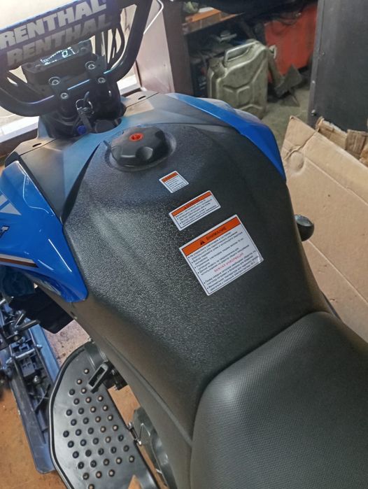 Продам снегоход 250