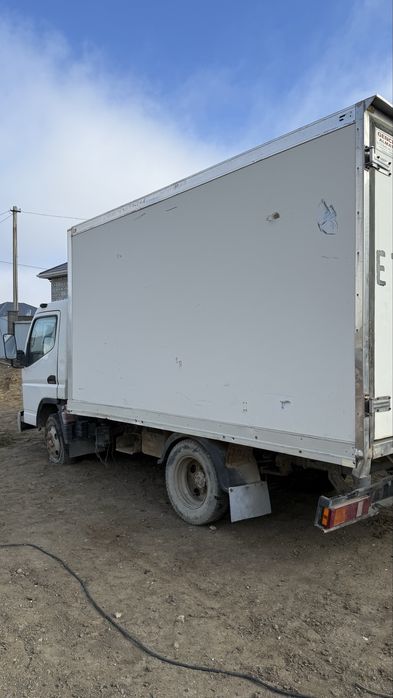 Mitsubishi Fuso Canter 2010