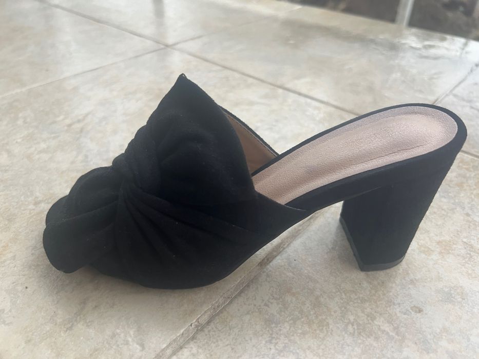 Обувки 37 номер, велур