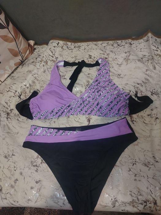 Продам купальник