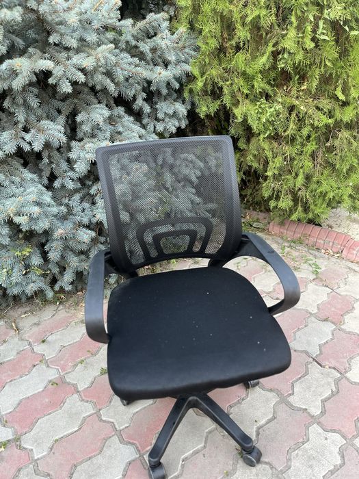 Продам офисное кресло