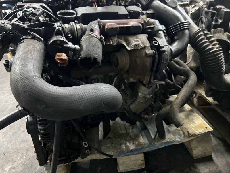 Двигатель Peugeot 407 DV6TED4