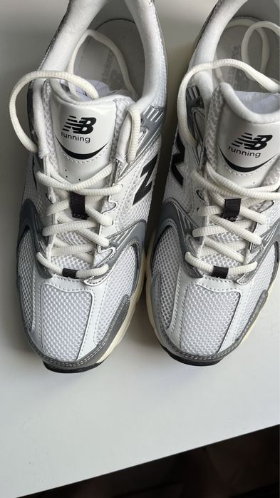 Продаю оригинальные New Balance 530