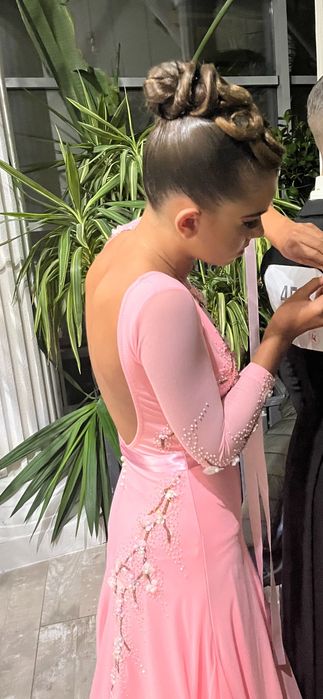 Рокля за стандартни танци