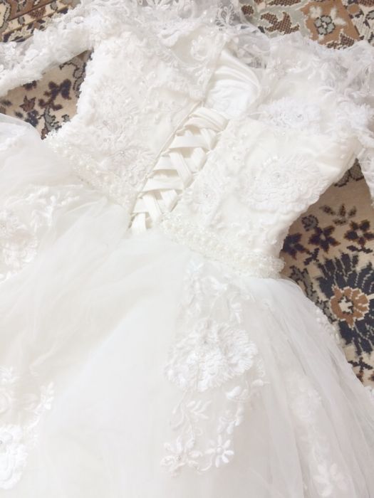 Свадебное платье