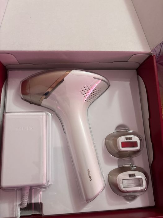 Philips Lumea IPL 9900 Series