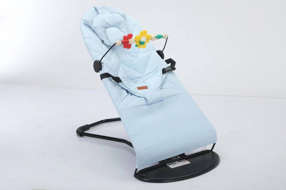 Шезлонг детский продается