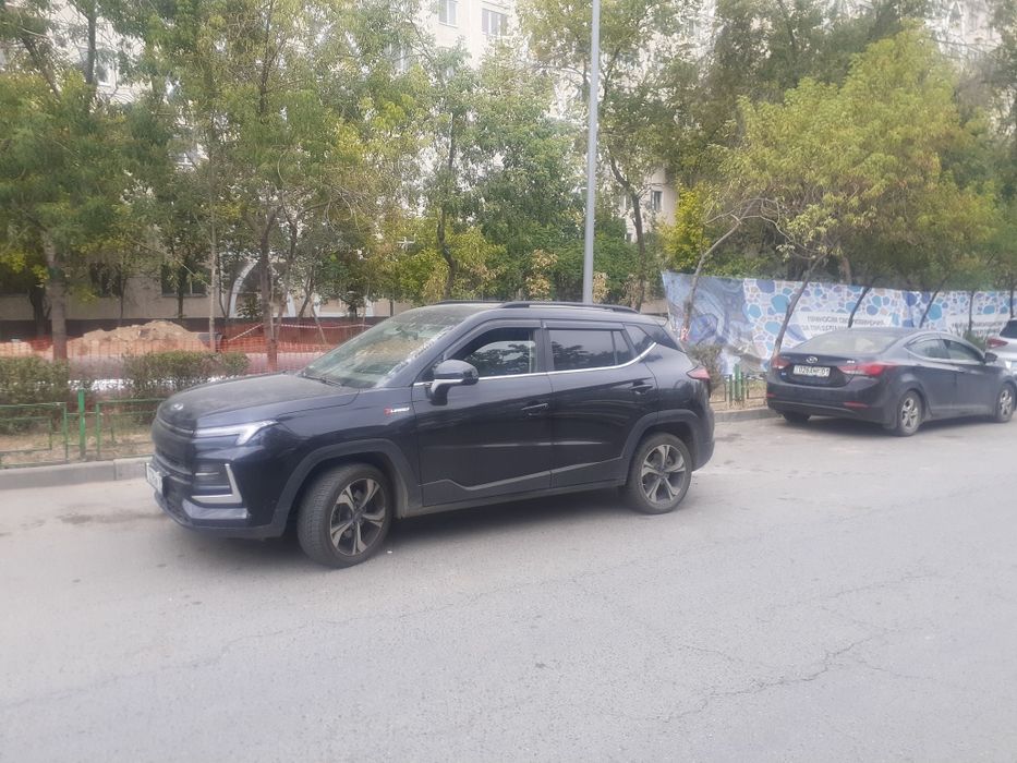 Продам  Авто .  Кроссовер   Джак  2024  г.п.