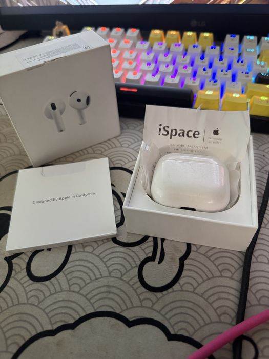 продам airpods 4
